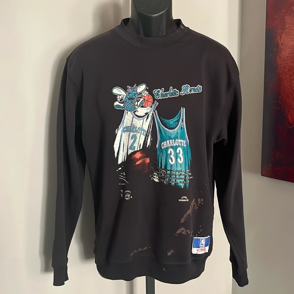 Charlotte Hornets VINTAGE Locker Room Crewneck Sweatshirt - Picture 1 of 4